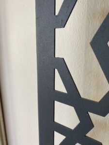 metal lazer kesim, lazer kesim sivas, lazer kesim tasarımı, yüksek hassasiyet lazer kesim, düşük maliyet lazer kesim, lazer kesim makineleri, lazer kesim parçaları,