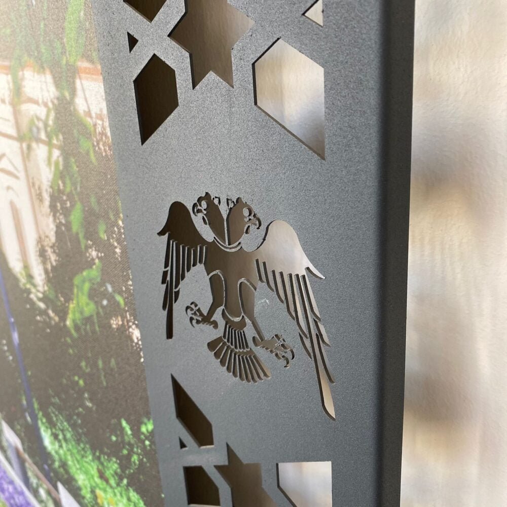 metal sivas çerçeve, çift başlı kartal, kartal çerçeve, sivas fason lazer kesim, lazer kesim tasarımı, yüksek hassasiyet lazer kesim, düşük maliyet lazer kesim, lazer kesim makineleri, lazer kesim parçaları,