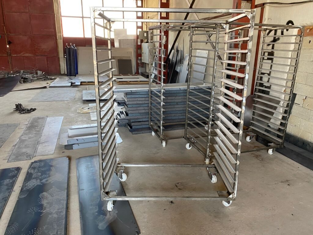 fırın arabası üretimi 2, ekmek arabası imalatı 2, paslanmaz çelik fırın arabası 2, endüstriyel fırın ekipmanı 2, ekmek taşıma arabası 2, hijyenik fırın arabası, fırın arabası fiyatları ankara, fırın arabası çeşitleri, kaliteli fırın arabası 2